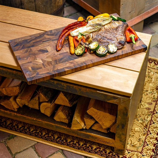 Bank mit Holzgestell
